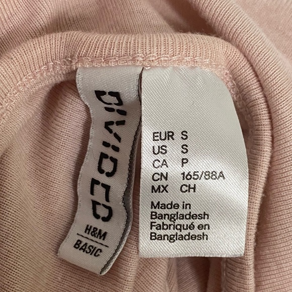 Pair Of H&M Divided Small Long Sleeve Tees - Picture 14 of 14